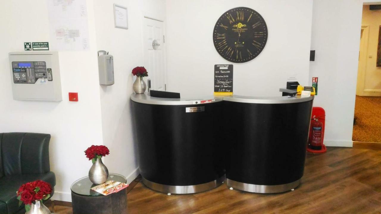 Trivelles Gatwick & Airport Parking Hotel